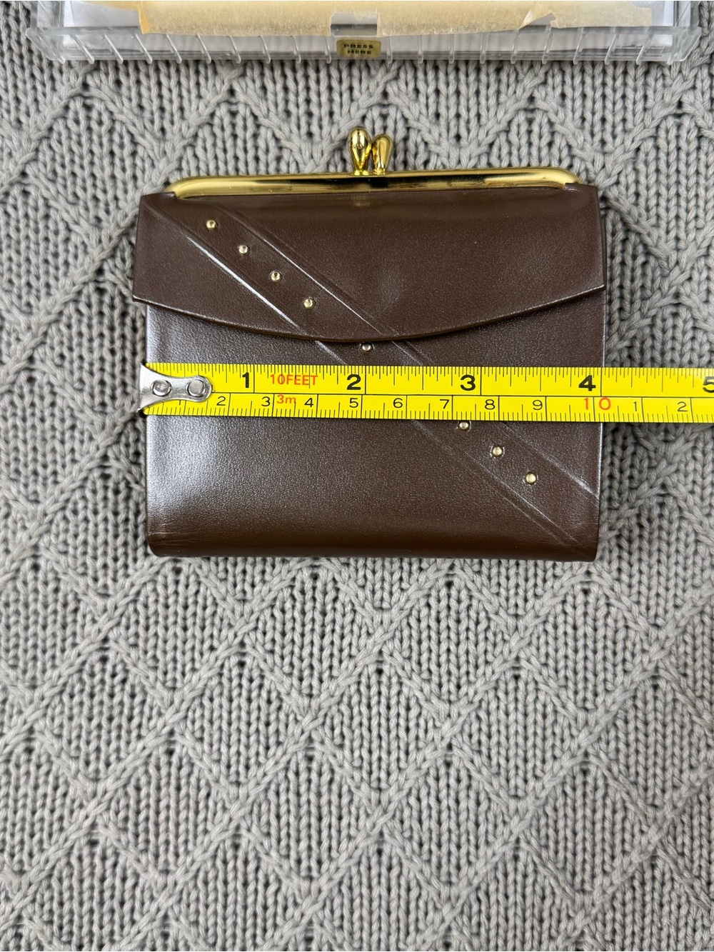 Vintage AMITY Brown Leather Wallet Coin Purse with Gold Frame - Picture 9 of 11